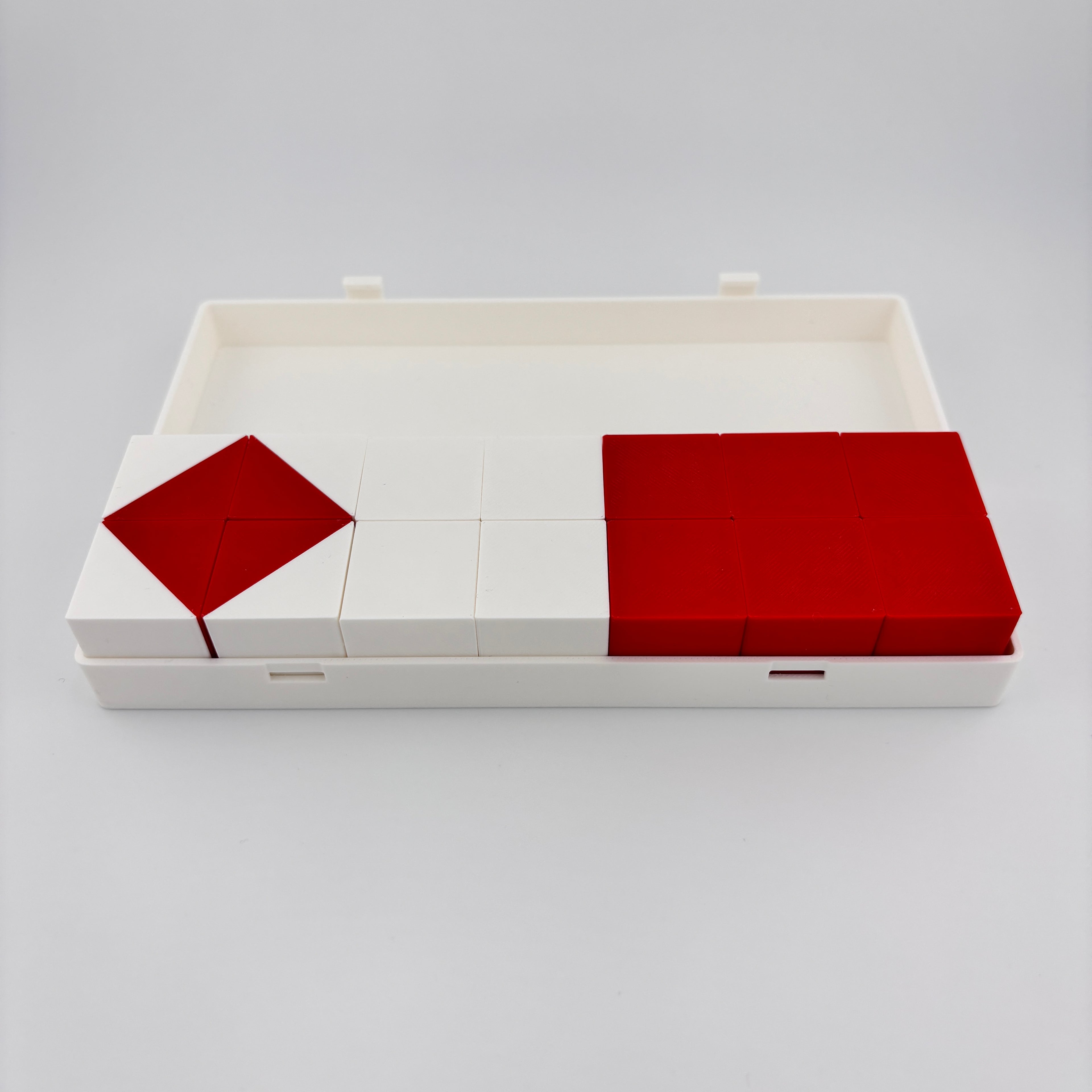 Composición set cubos WPPSI 6 rojos 4 blancos 4 bicolor subprueba diseno cubos. WPPSI set composition infographic 6 red 4 white 4 bicolor block design subtest